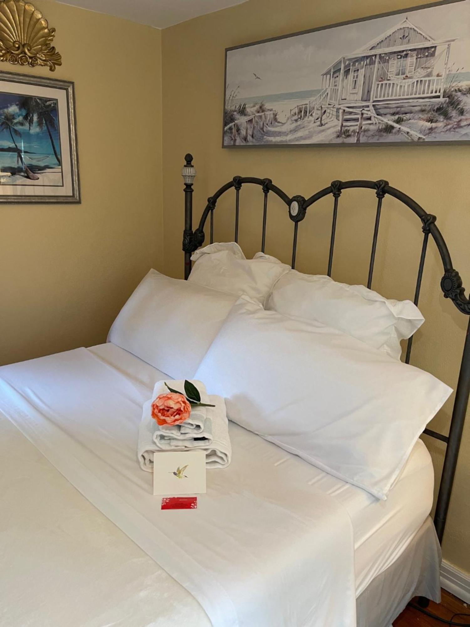 Cozy Room Near Airport & Highway Saint Louis Eksteriør billede