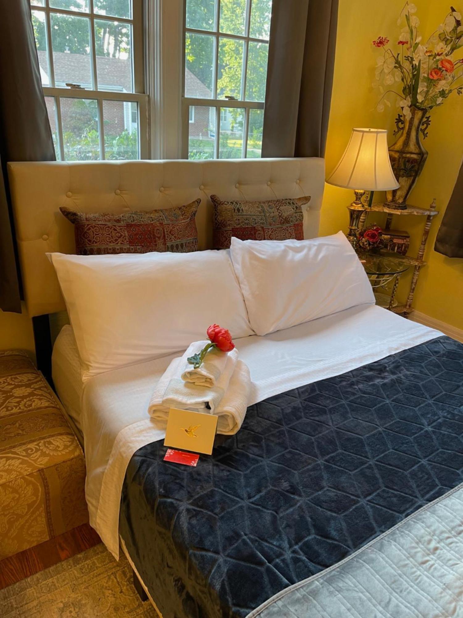 Cozy Room Near Airport & Highway Saint Louis Eksteriør billede